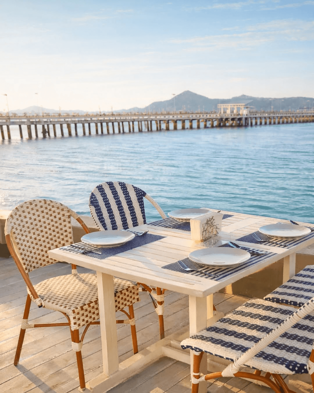 Your table beside the pier